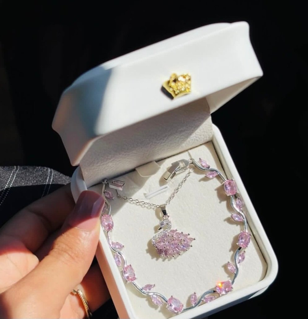 2026/06/1000373164-1.jpg silver pink combo 💗
with box - Image 1